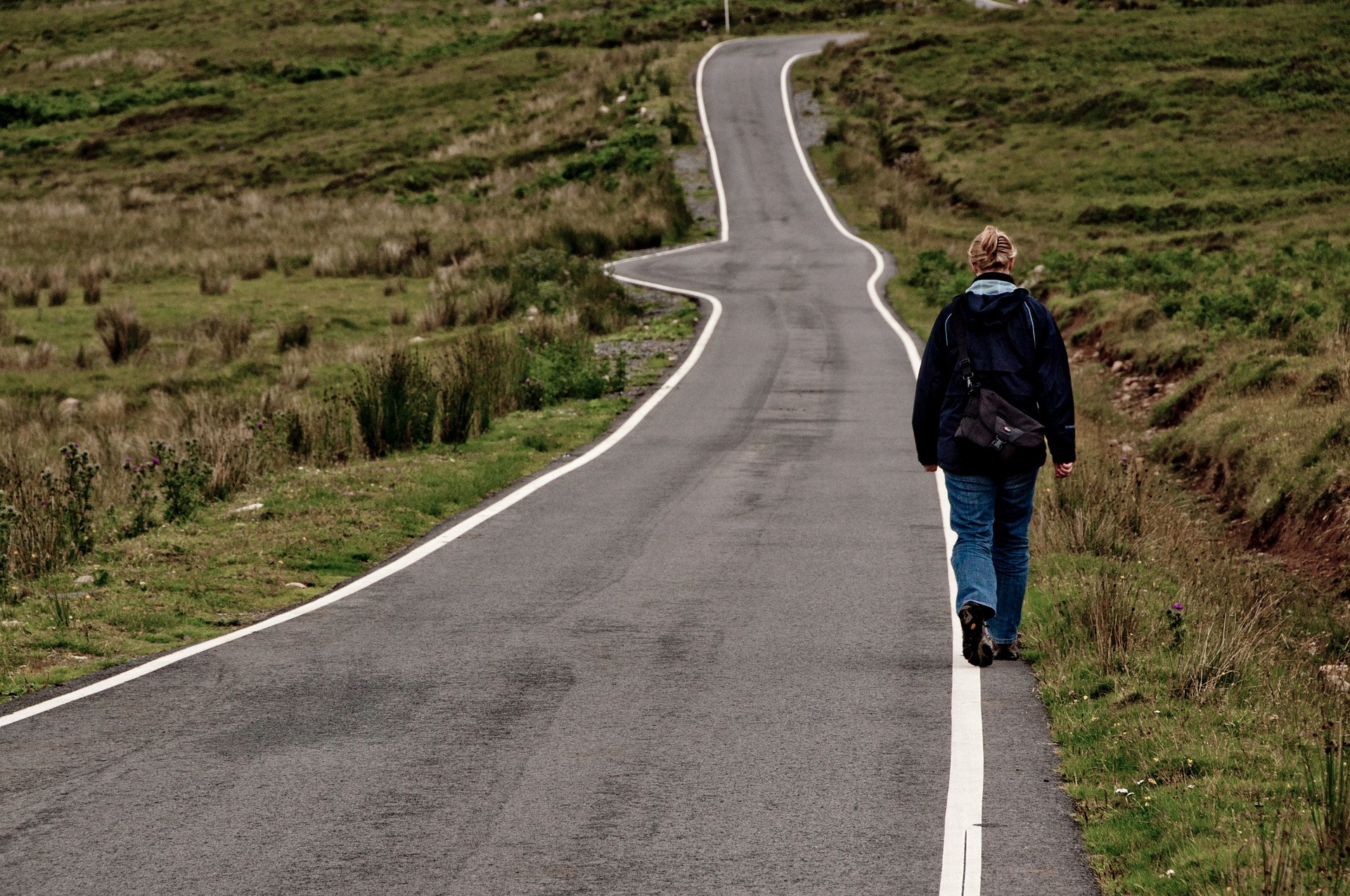 Walker Scotland single track road