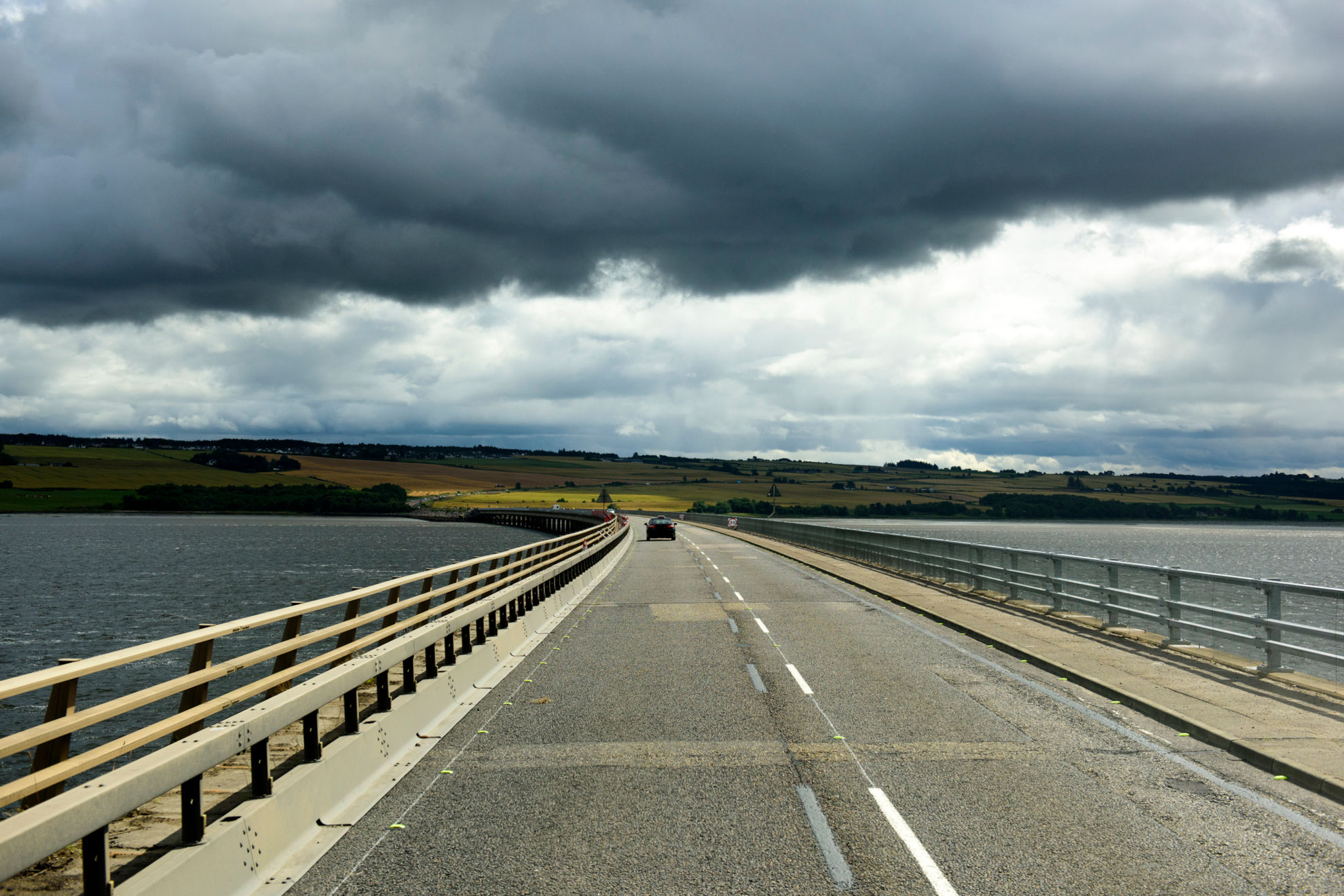 image of cromarty bridge